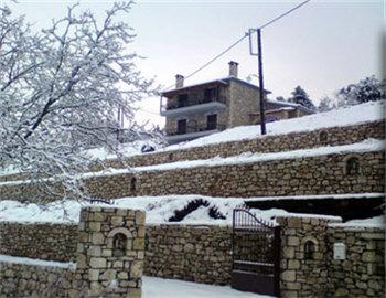 Kallirroi's Guesthouse  Lagadia