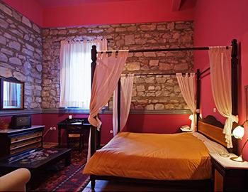 1821 Traditional Guesthouse  Doliana