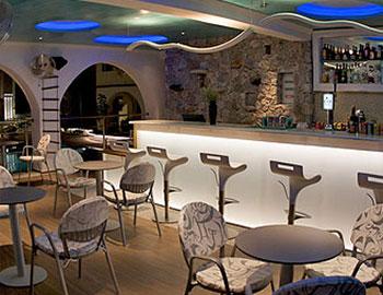 La Mer Deluxe Hotel & Spa  Santorini