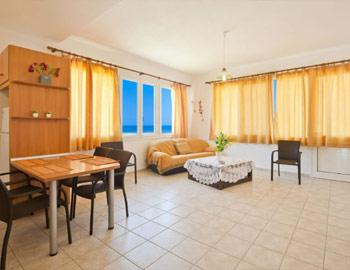 Cathrin Suites Family room Stavros