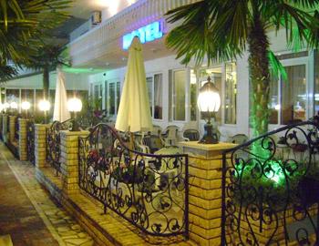 Gold Stern Hotel Outside Paralia Katerinis