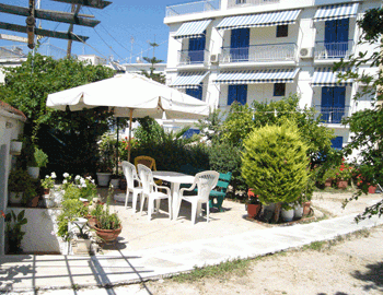 Marmarinos Hotel Yard Aegina