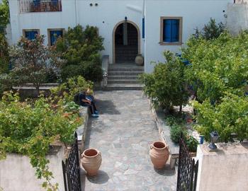 Castello Apartments Entrance Kythira