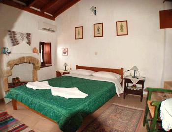 Goulas Traditional Guesthouse Bedroom Monemvasia