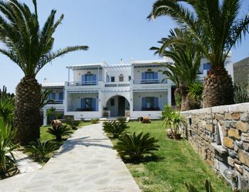 Porto Raphael Apartments & Suites Entrance Agios Ioannis