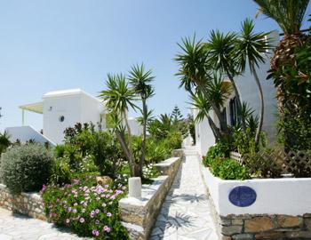 Porto Raphael Apartments & Suites Garden Agios Ioannis