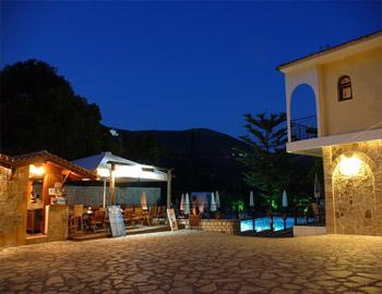 Bella Vista Hotel & Apartments  Parga