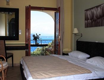 Bella Vista Hotel & Apartments  Parga